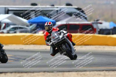 media/Apr-09-2022-SoCal Trackdays (Sat) [[c9e19a26ab]]/Turn 2 (1140am)/